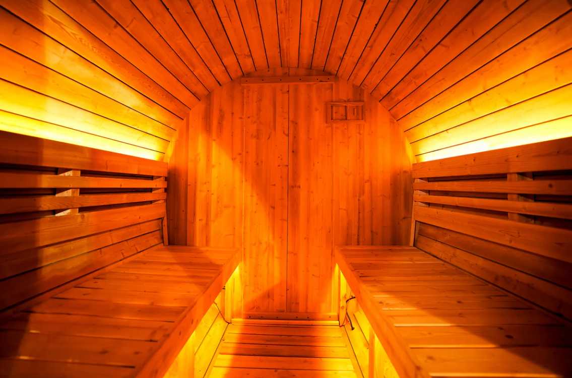 AthleteX 4 Person Black Traditional Barrel Steam Sauna-AthleteX Recovery